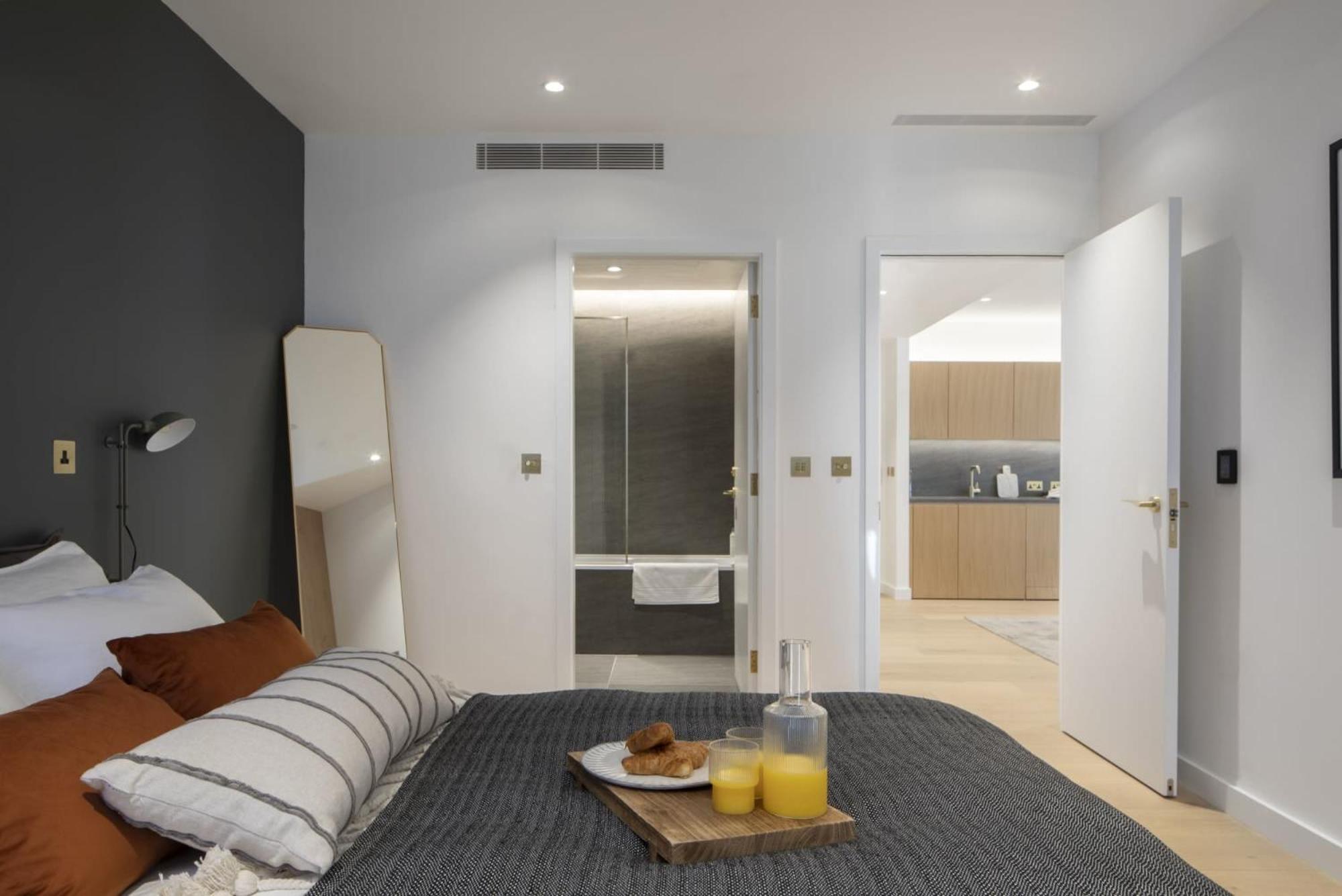 Modern At Enclave Located In Central Apartament Londra